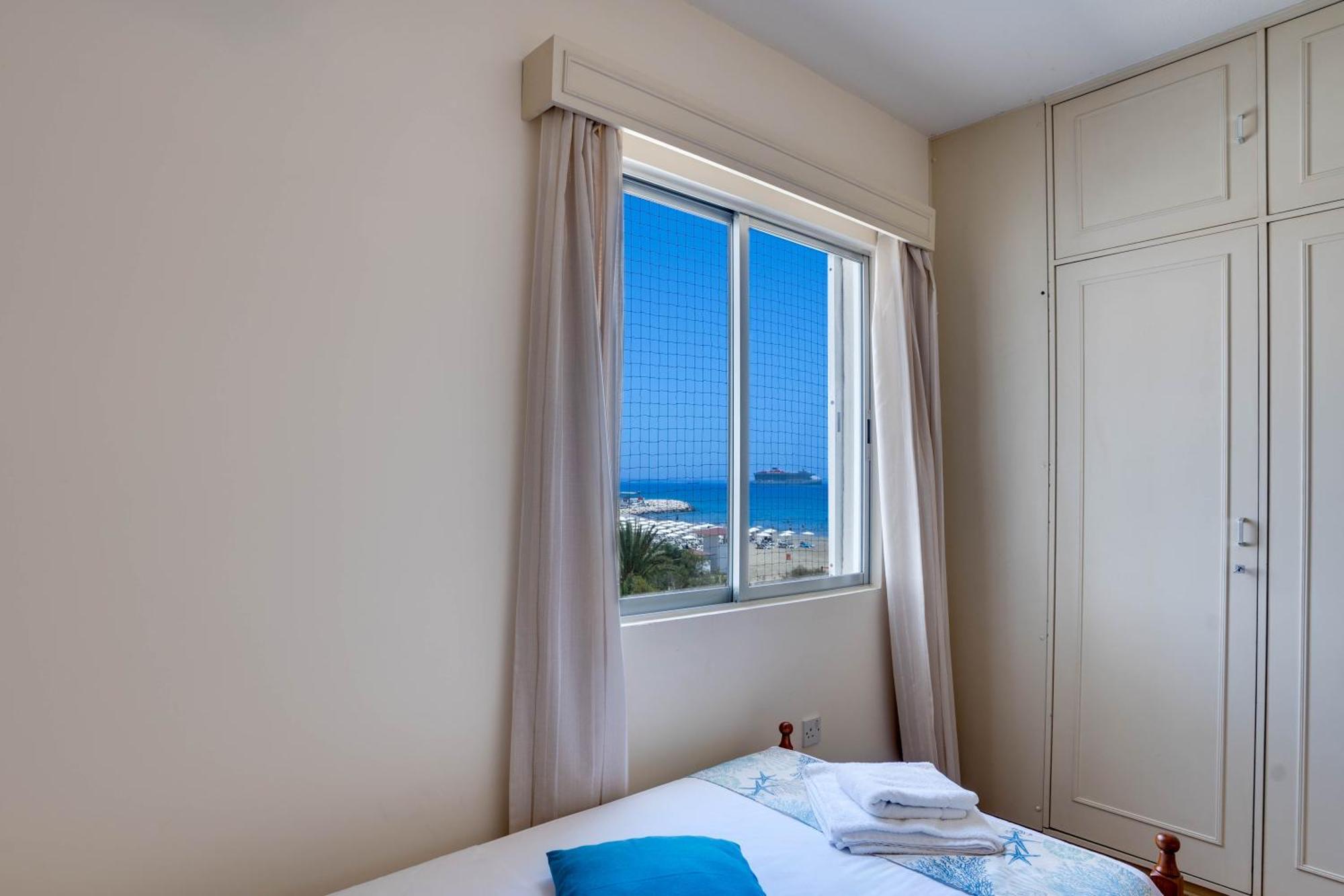 Makenzy Sandy Beachfront Paradise Larnaca Exterior foto